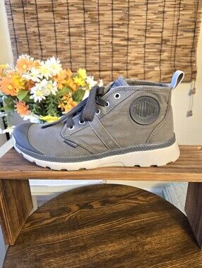 Palladium High Top Canvas Boots Sneakers